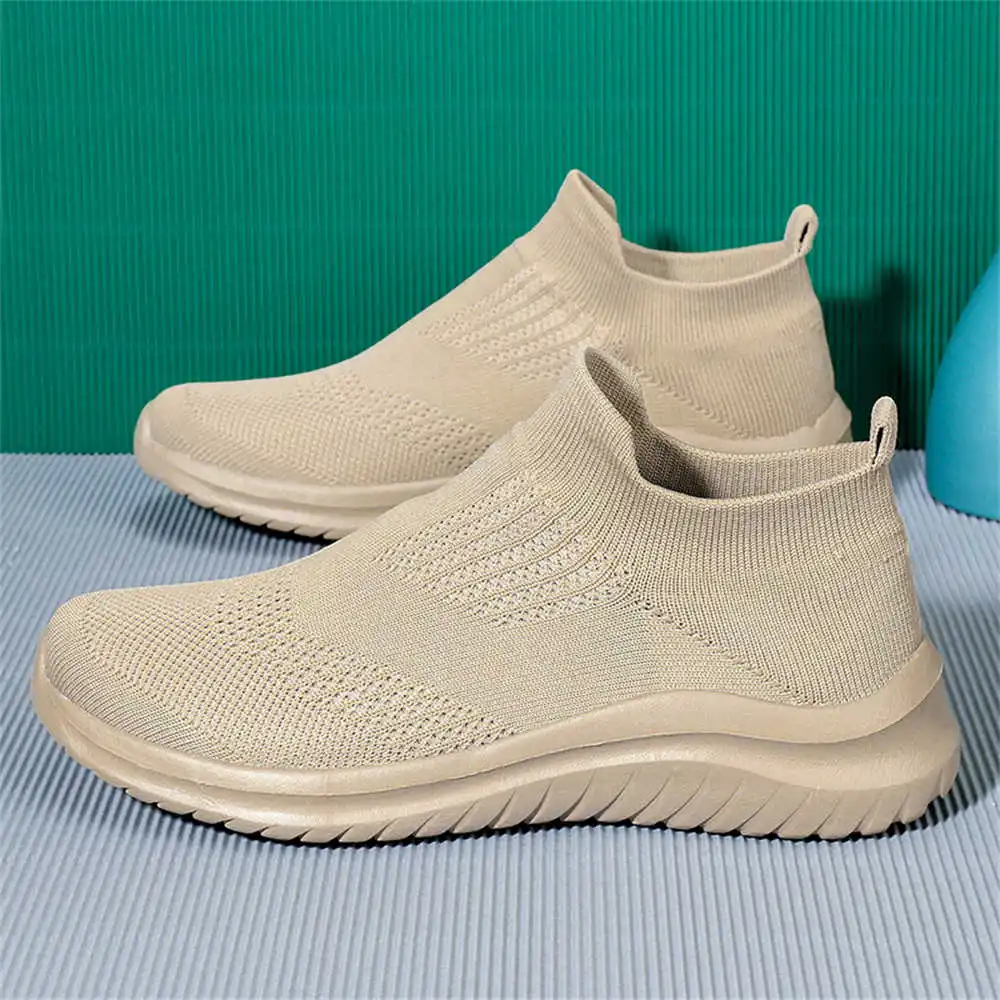 Beige Soft New Novelty Tennis  - đánh giá và giá Luxury Lifestyle Names